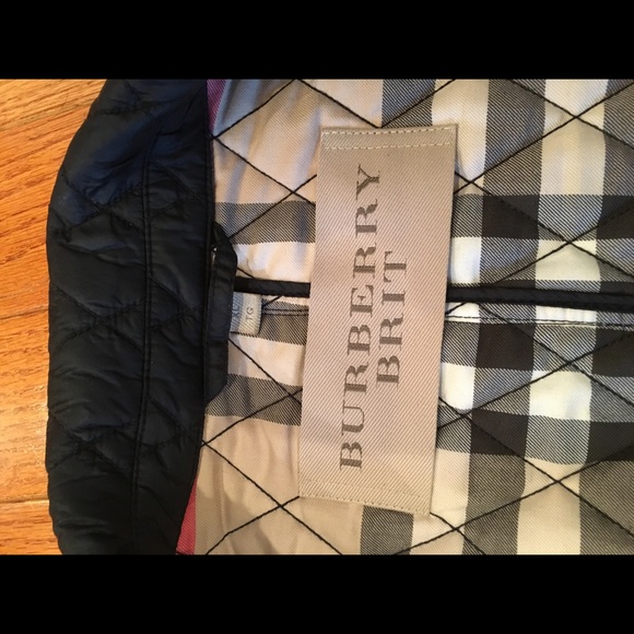 Burberry cuffed jacket! - Picture 3 of 5